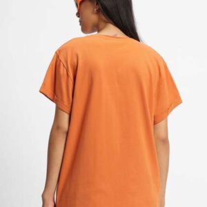 bewakoof messy bun typography printed relaxed fit